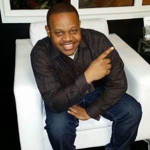 Meet your Posher, Ray